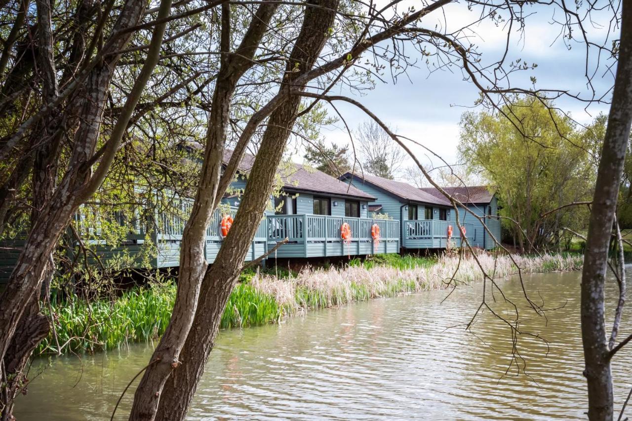 The Vale Golf & Country Club Villa Bishampton Kültér fotó
