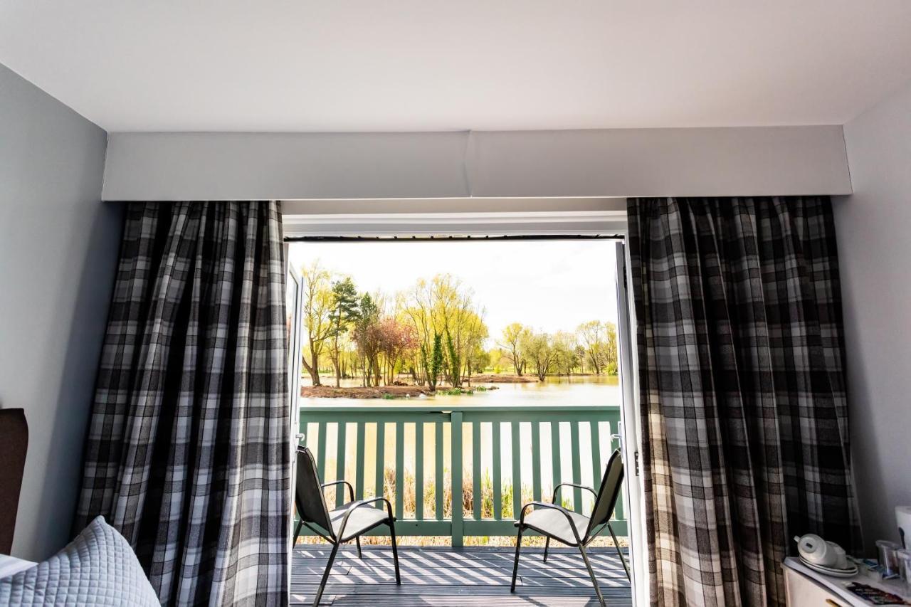 The Vale Golf & Country Club Villa Bishampton Kültér fotó